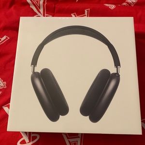 AirPods Max never open